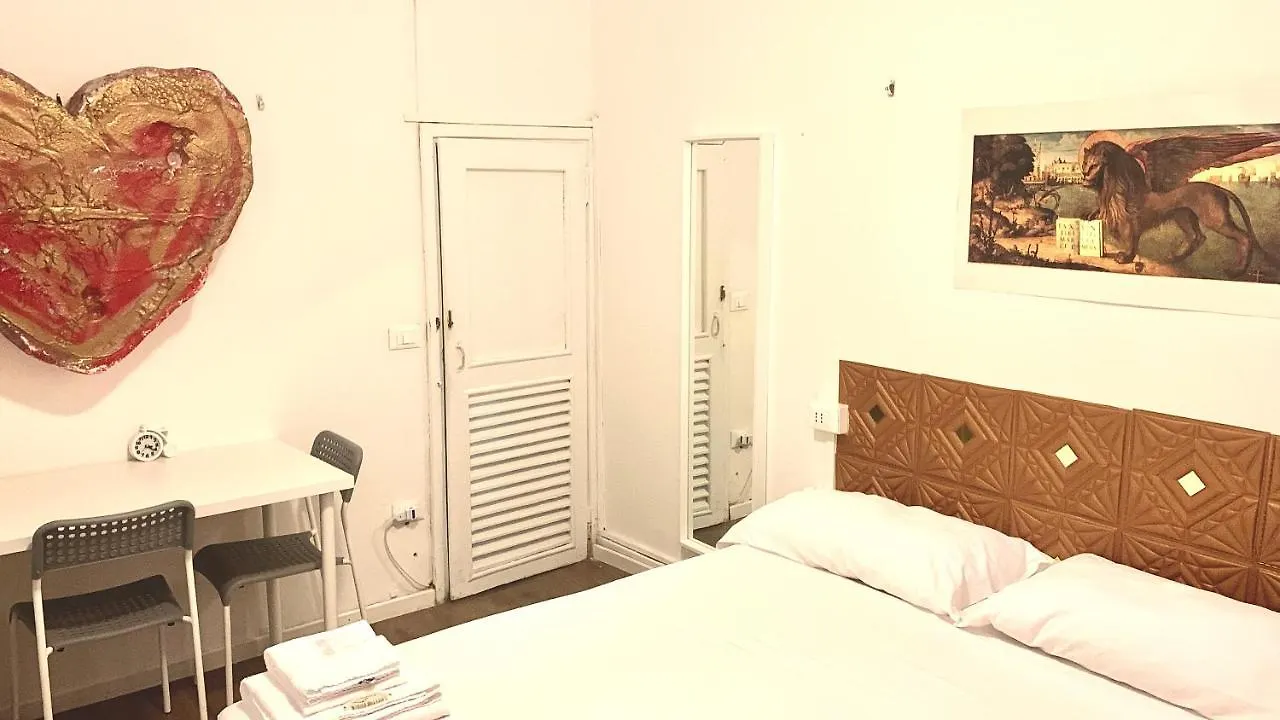 Venice B&B /Room With Private Bathroom Frühstückspension